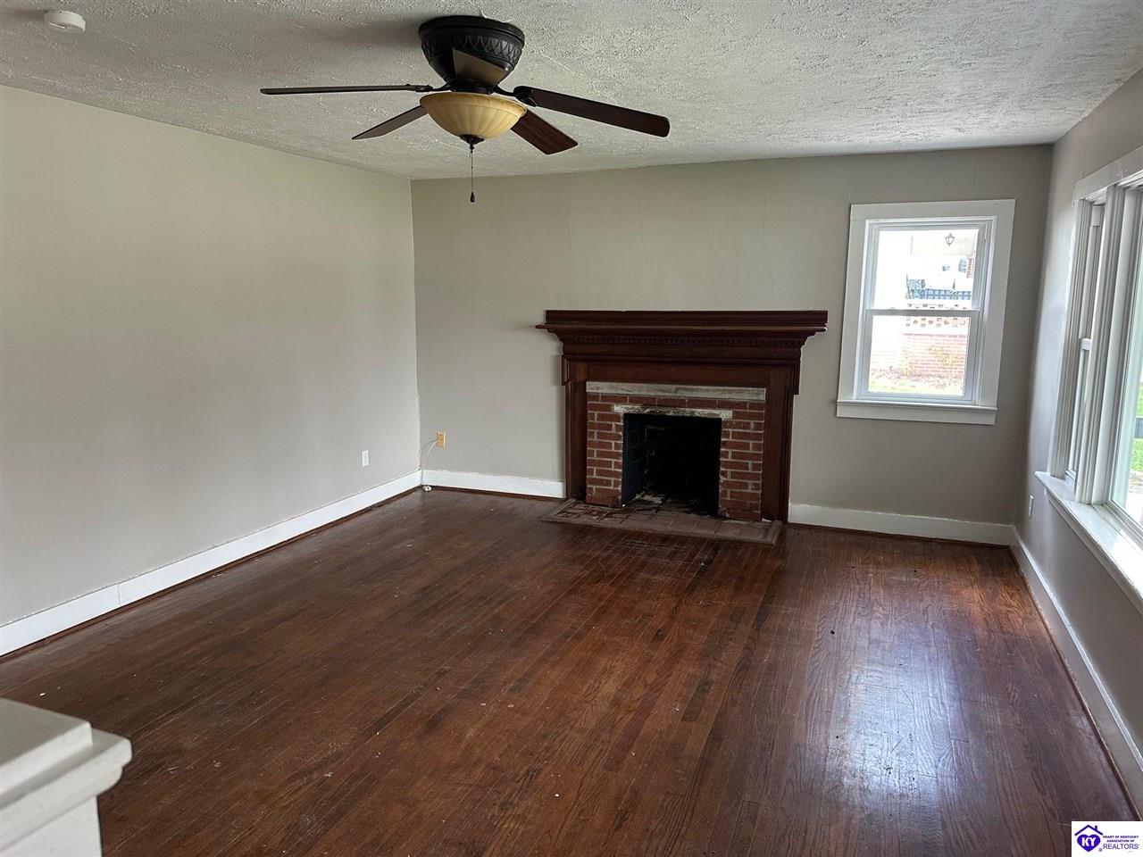 257 N Walnut Street Property Photo 10