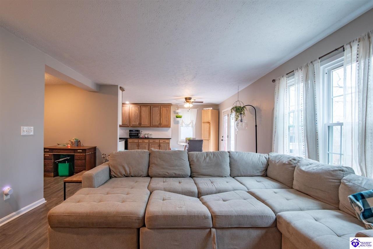 182 Woodview Drive Property Photo 36