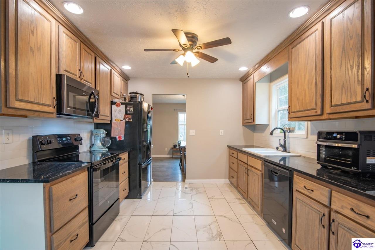 182 Woodview Drive Property Photo 43