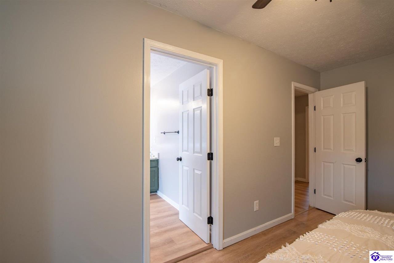 182 Woodview Drive Property Photo 60
