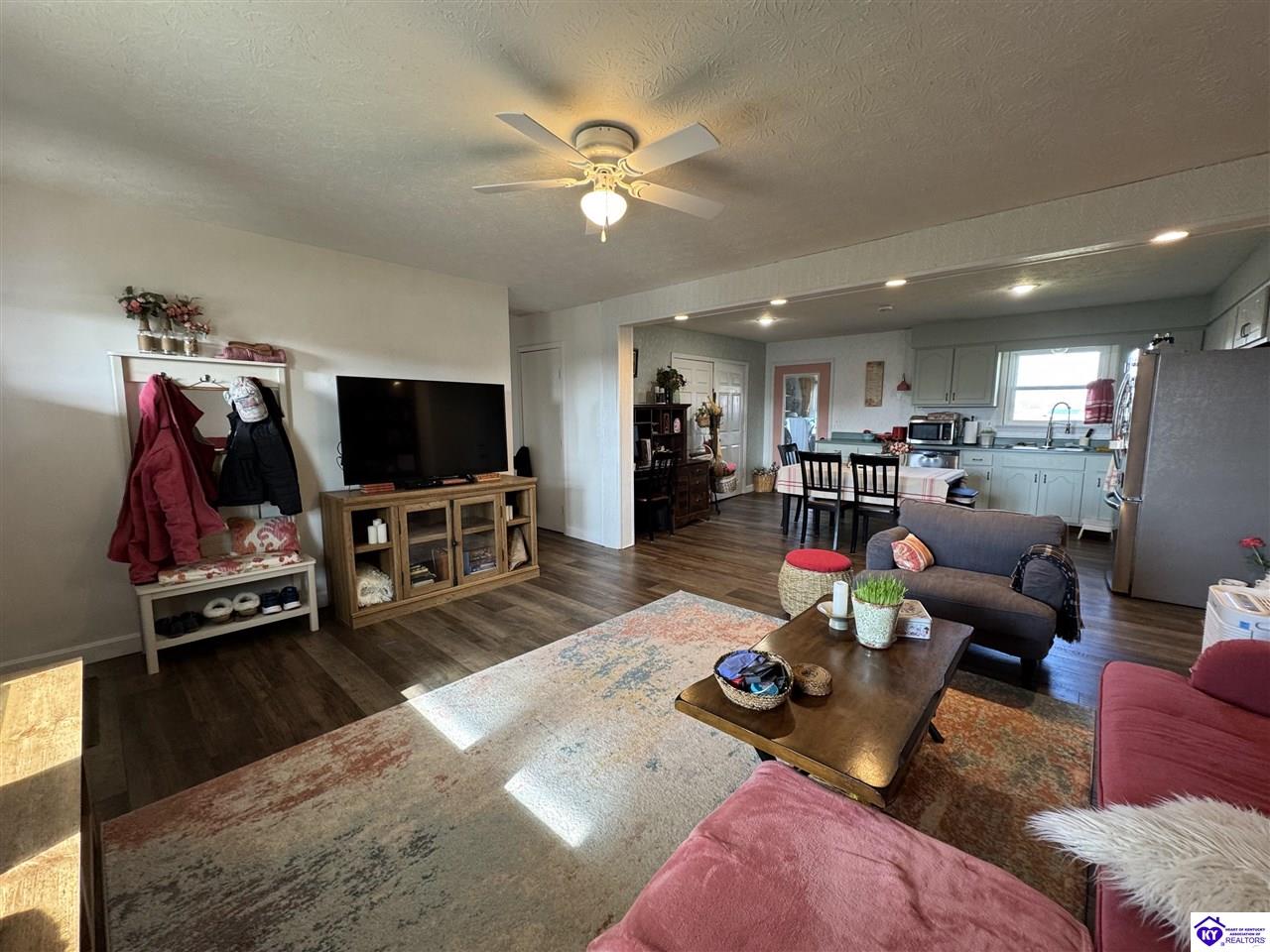 204 Chambliss Drive Property Photo 7