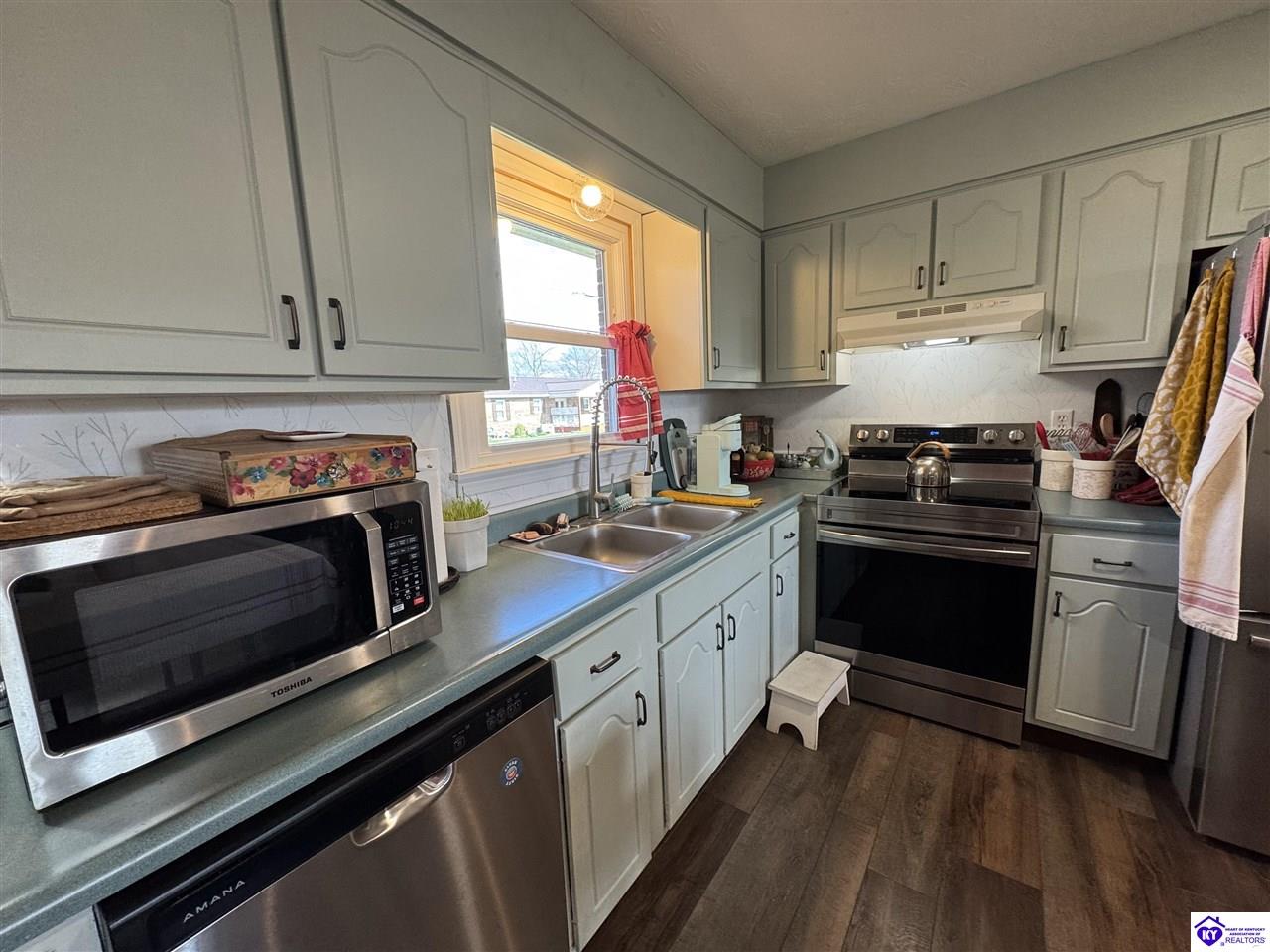 204 Chambliss Drive Property Photo 11