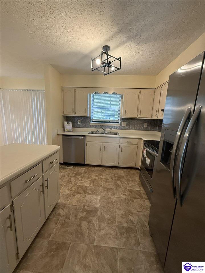 105 Candy Court Property Photo 5