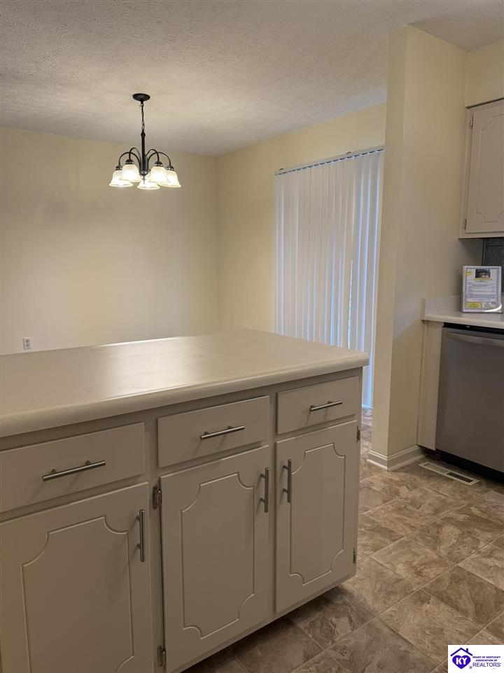 105 Candy Court Property Photo 8