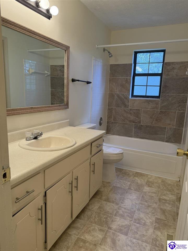 105 Candy Court Property Photo 13