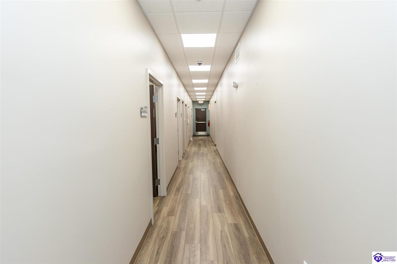 625 W Main Street Property Photo 23