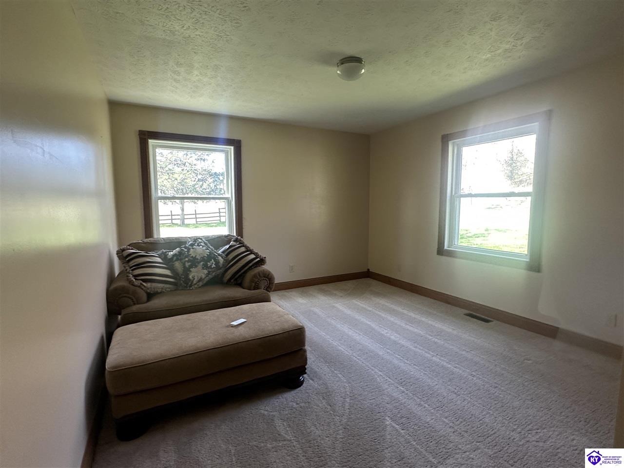 400 Meyers Road Property Photo 20