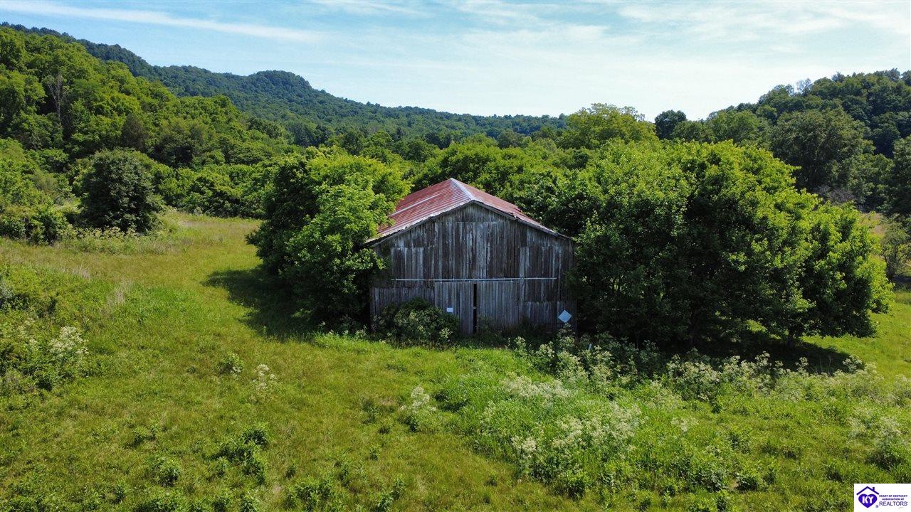400 Meyers Road Property Photo 53