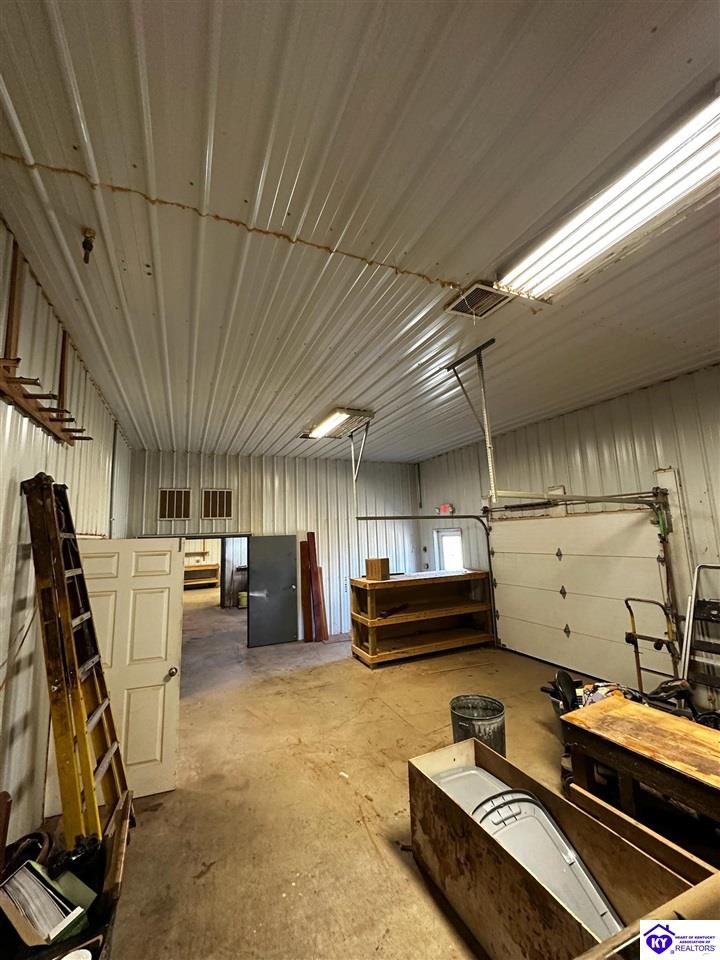 600 Water Tower By-pass Property Photo 32
