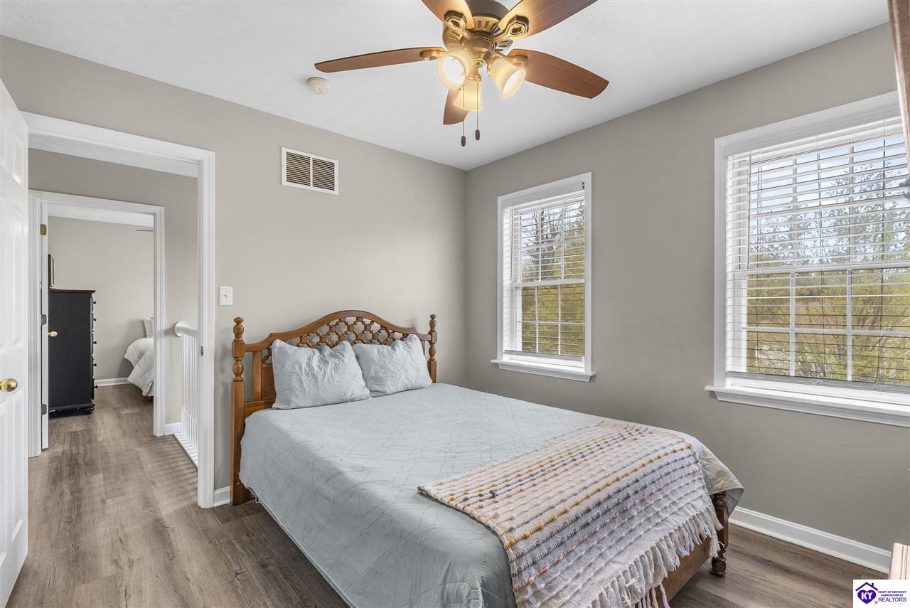 271 Warbler Road Property Photo 40