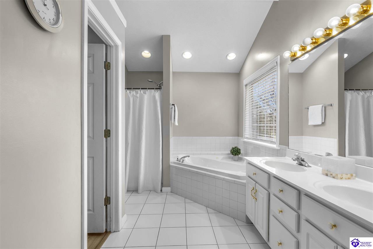 271 Warbler Road Property Photo 46