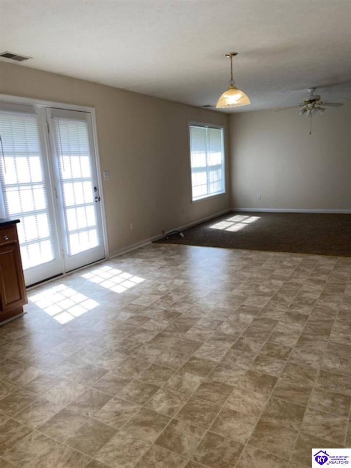 119 Red Hawk Drive Property Photo 6