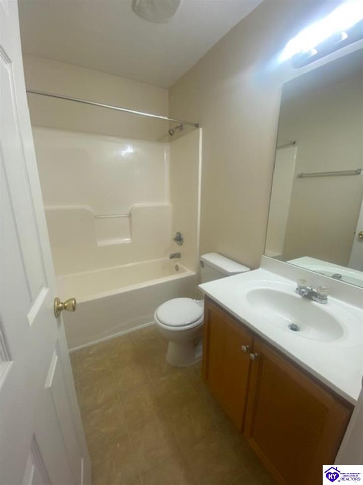 119 Red Hawk Drive Property Photo 14