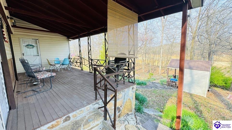 294 Browns Hideaway Lane Property Photo 6