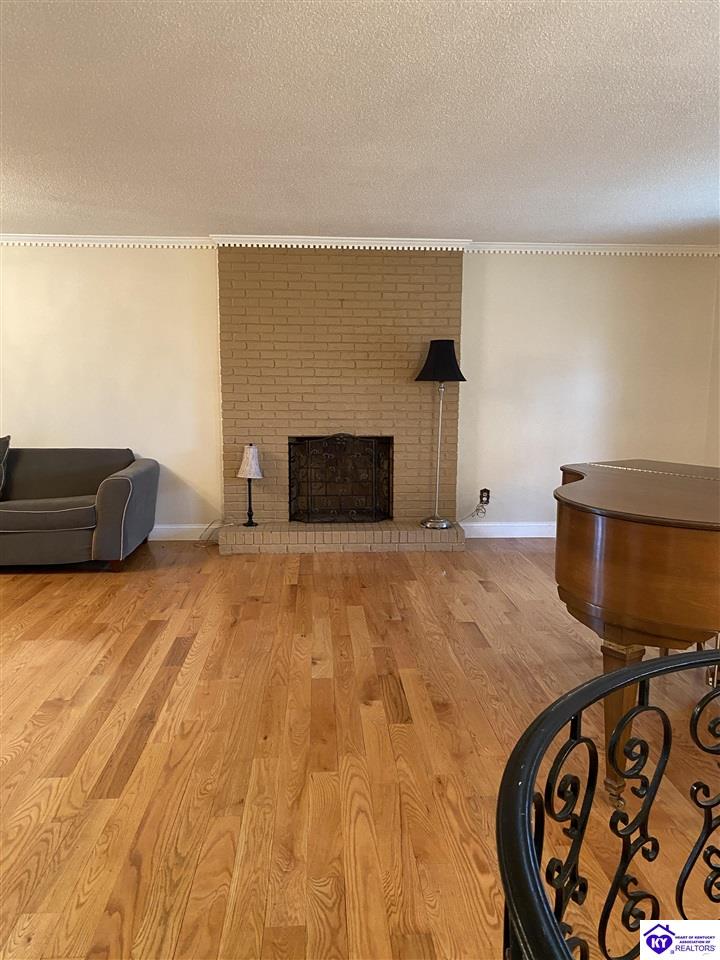 591 Rue La Grande Property Photo 6