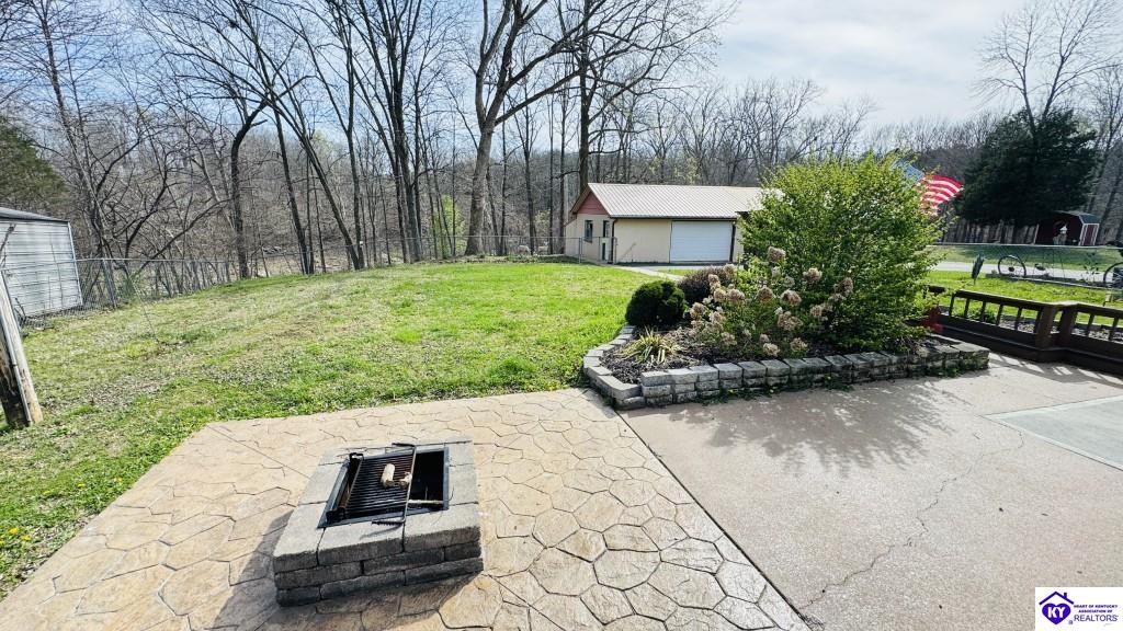120 Drowsy Drive Property Photo 10