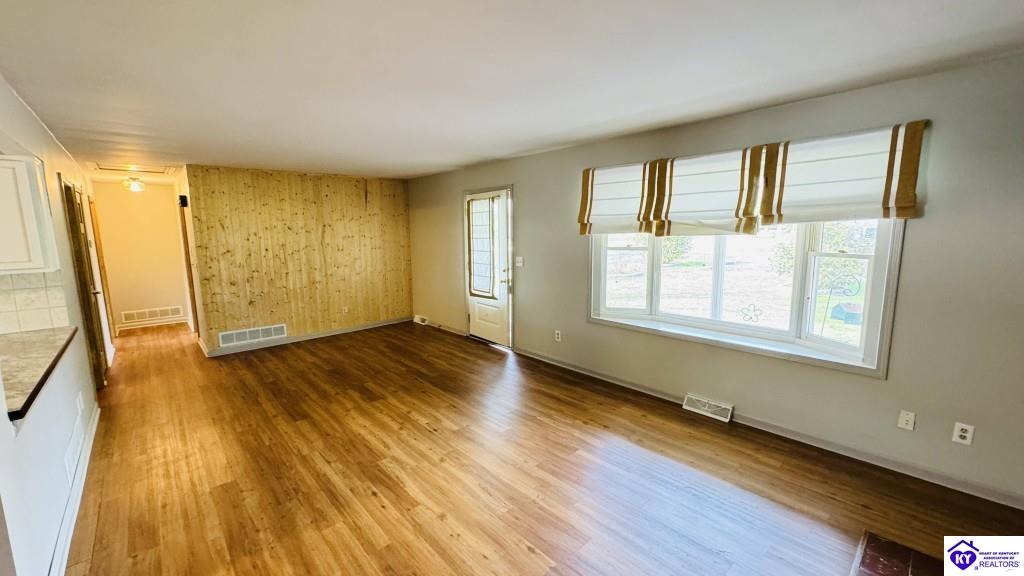 120 Drowsy Drive Property Photo 28