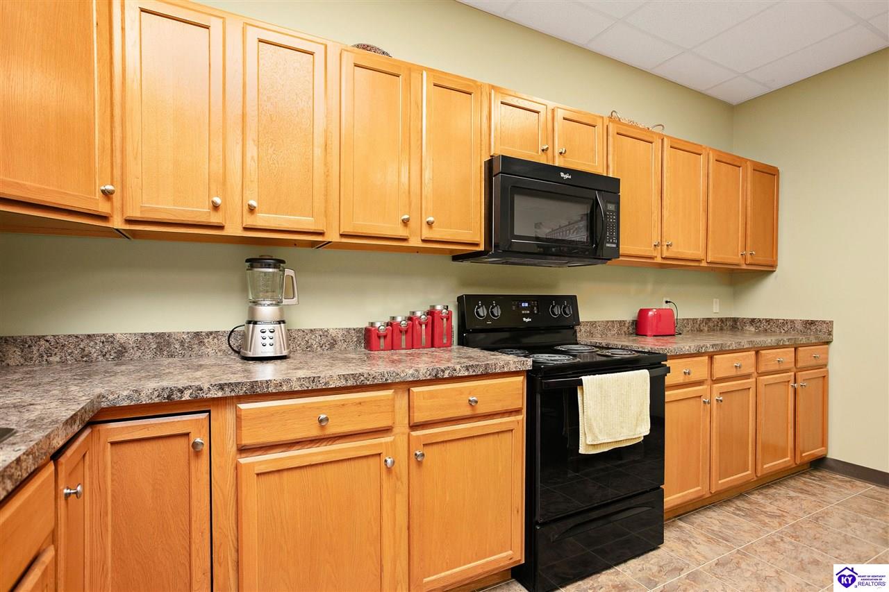 805 Commerce Drive Property Photo 39