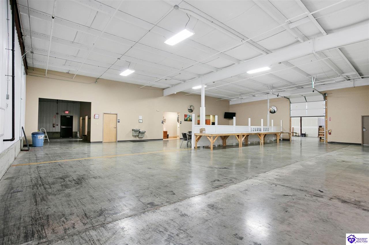 805 Commerce Drive Property Photo 47