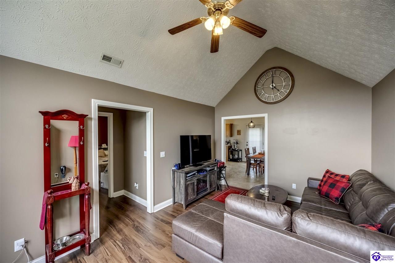 110 Tulip Drive Property Photo 2