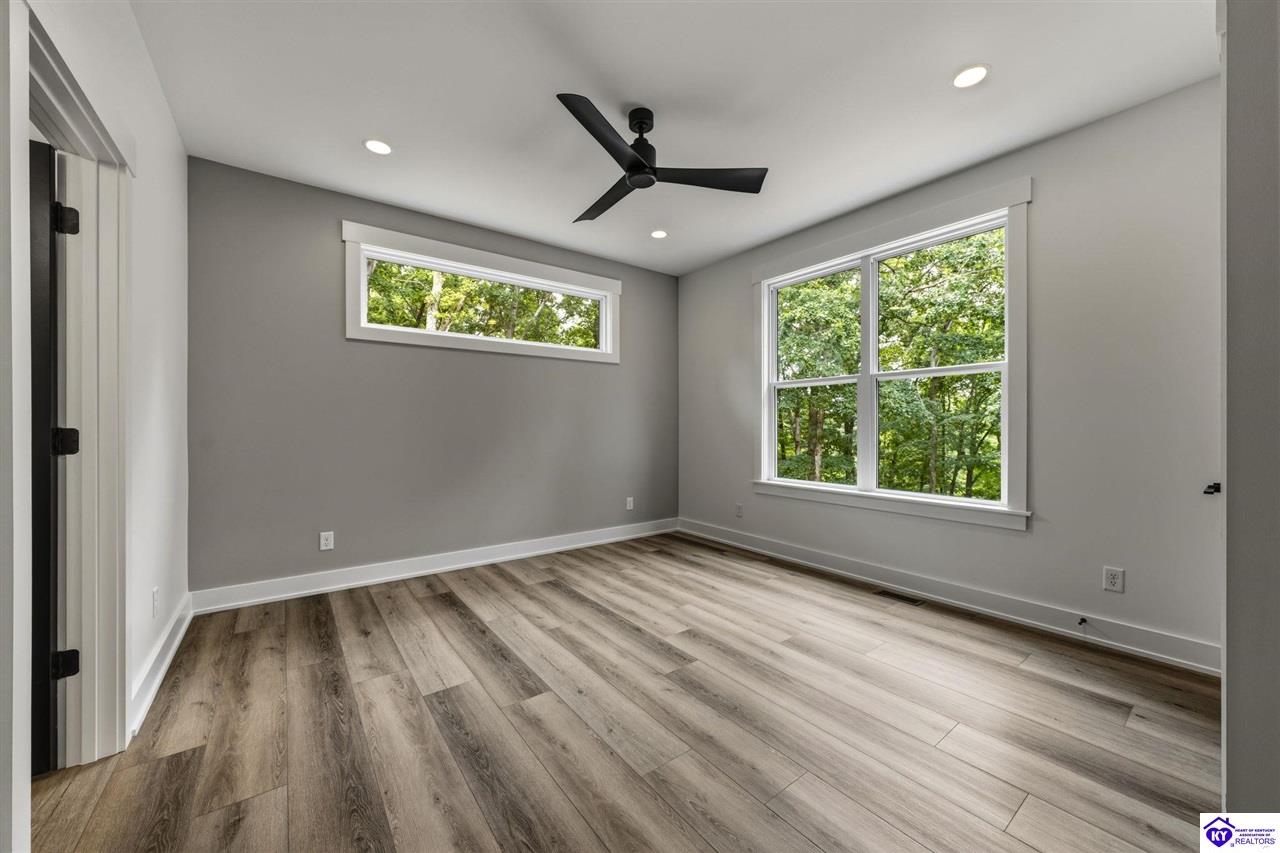 200 Vivienne Trace Property Photo 11