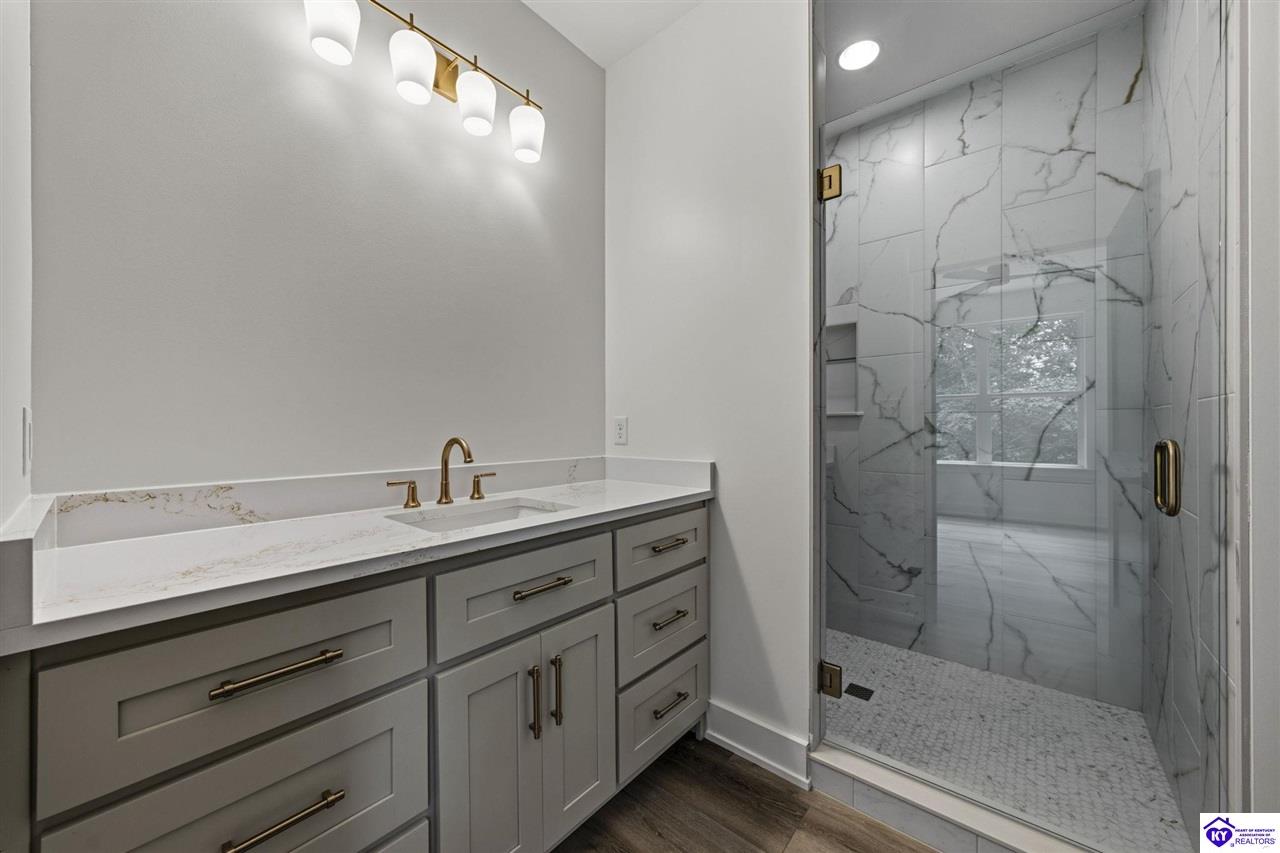 200 Vivienne Trace Property Photo 12