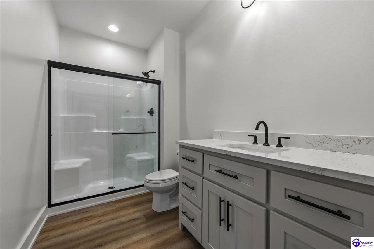 200 Vivienne Trace Property Photo 16