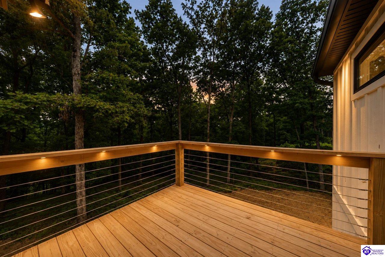 200 Vivienne Trace Property Photo 24