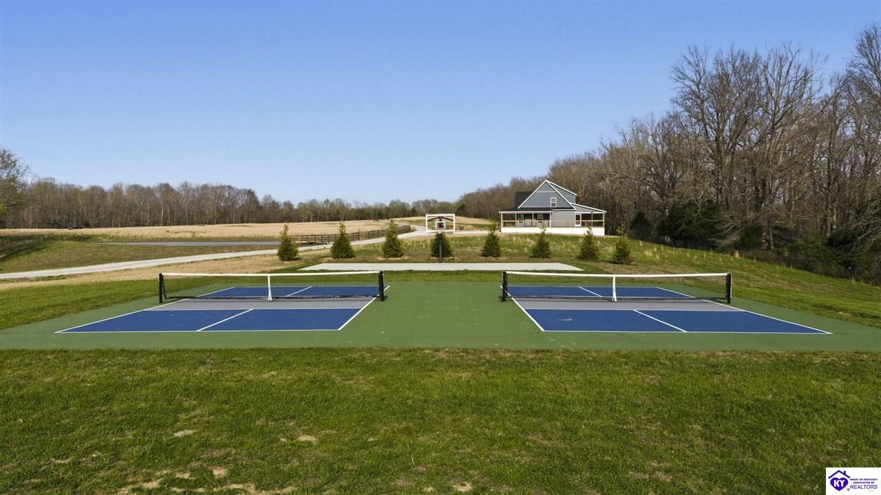 200 Vivienne Trace Property Photo 32