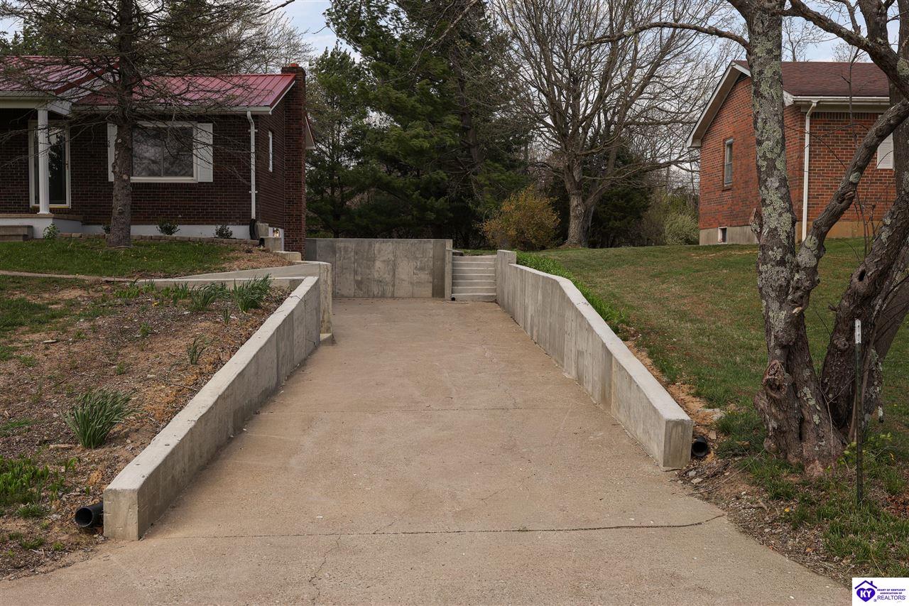 50 W Tophill Terrace Property Photo 8