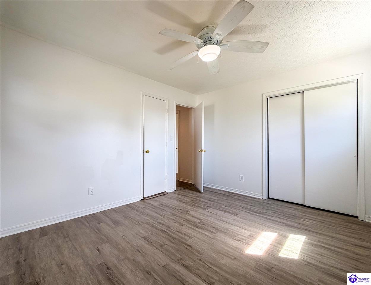 50 W Tophill Terrace Property Photo 18
