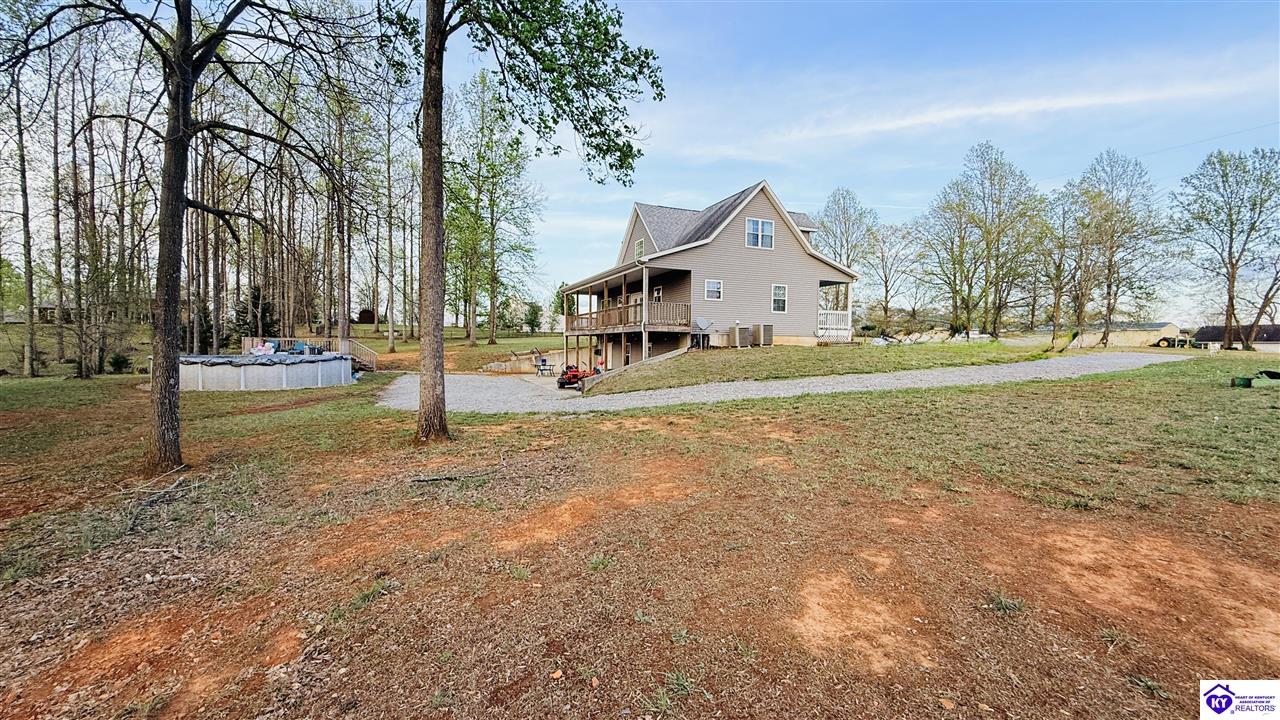 200 Skyview Drive Property Photo 5