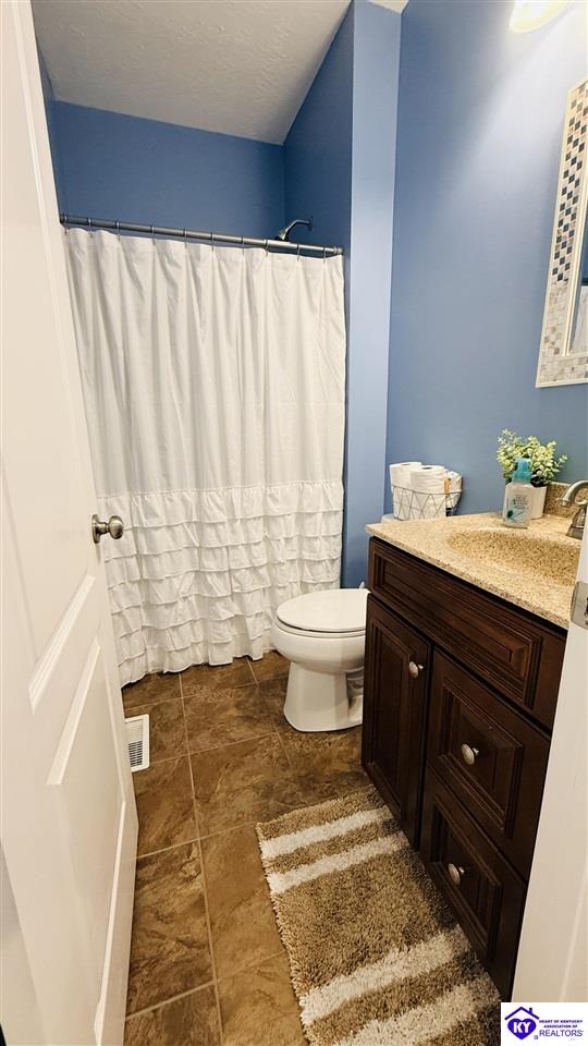 200 Skyview Drive Property Photo 28