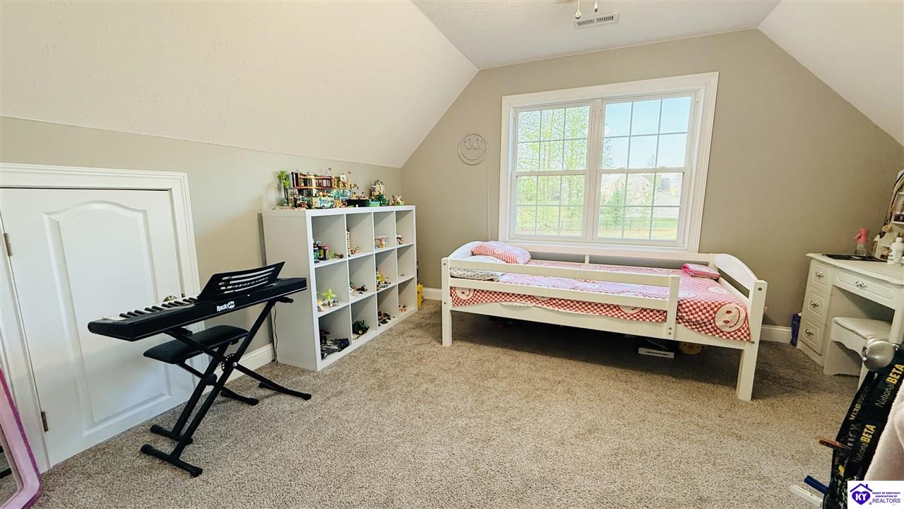 200 Skyview Drive Property Photo 37