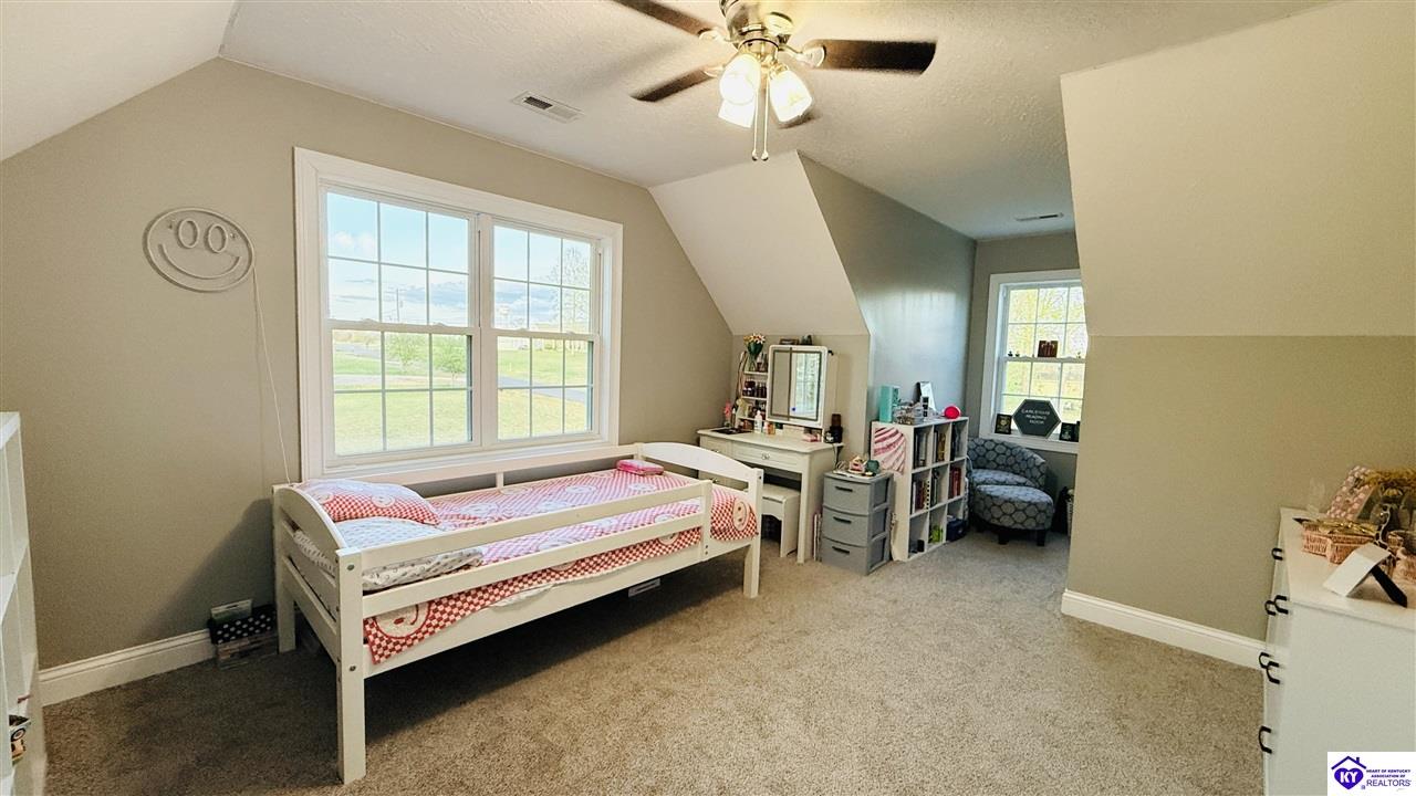 200 Skyview Drive Property Photo 38