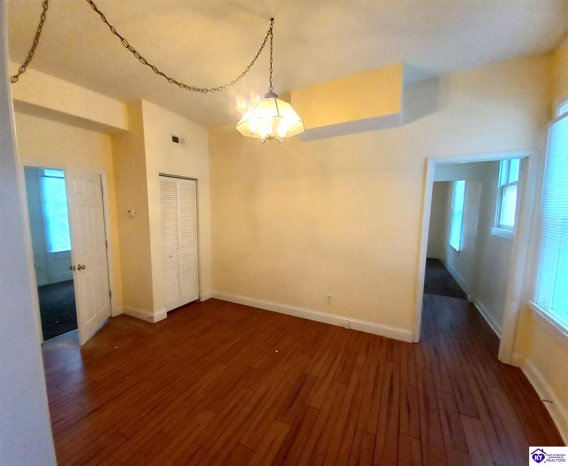 313 Central Avenue Property Photo 9