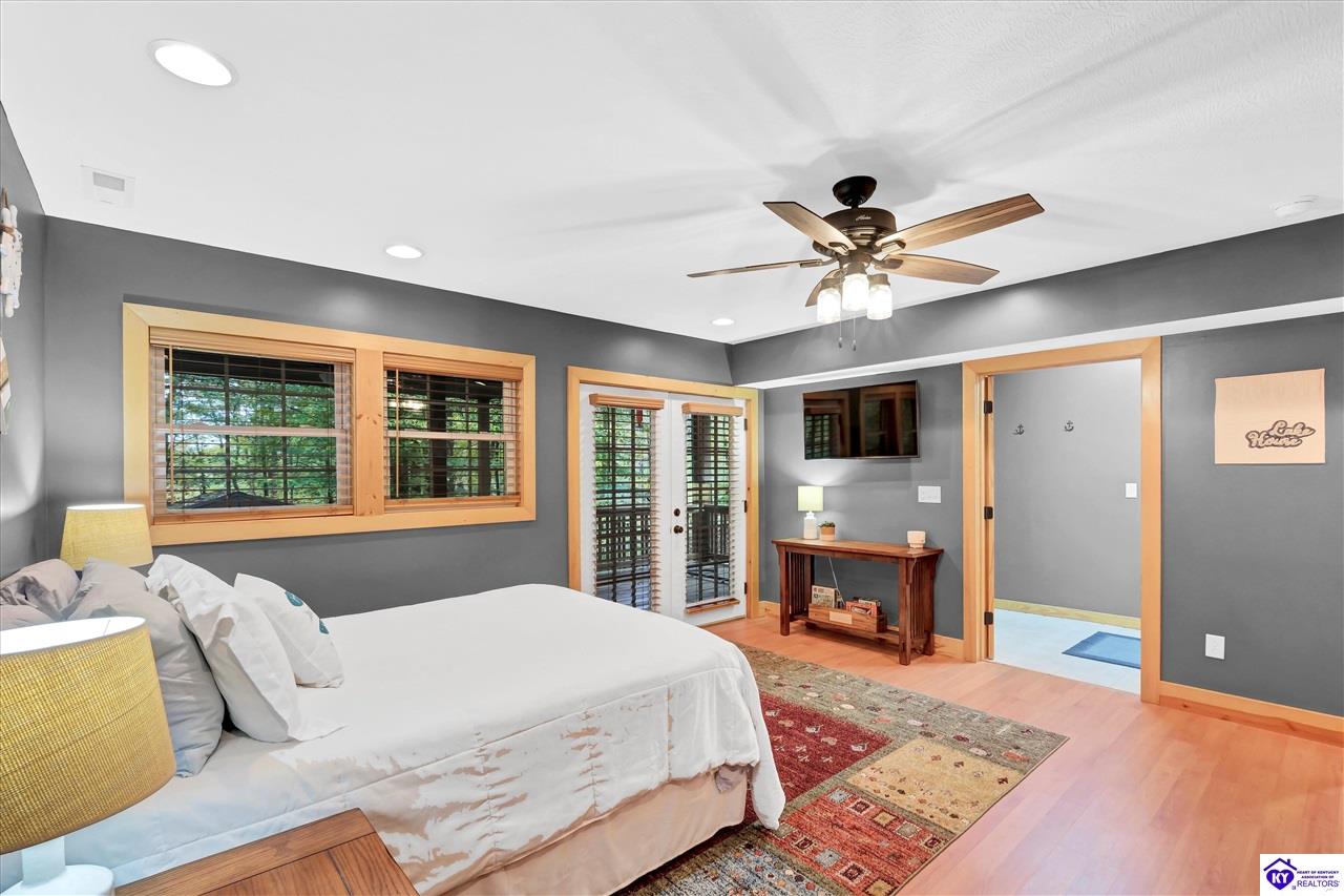 1046 Michaels Cove Drive Property Photo 36