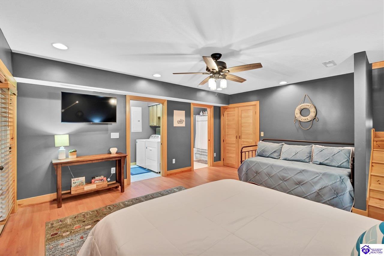1046 Michaels Cove Drive Property Photo 37