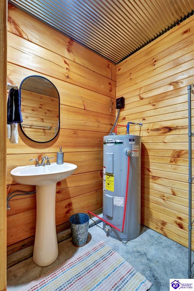 1046 Michaels Cove Drive Property Photo 48