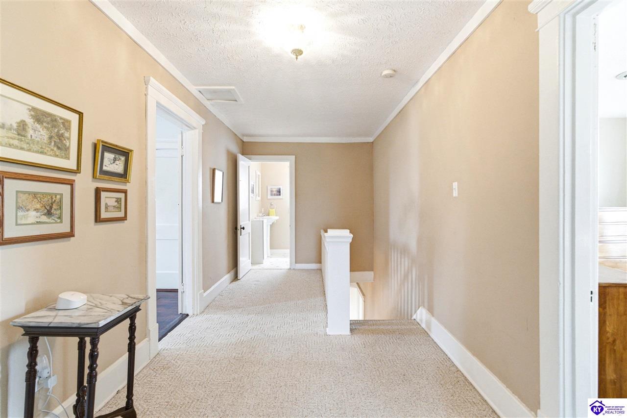 405 Lawrence Street Property Photo 50