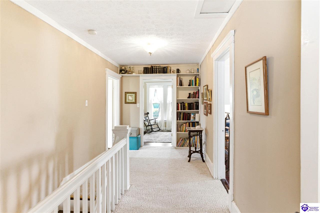 405 Lawrence Street Property Photo 52