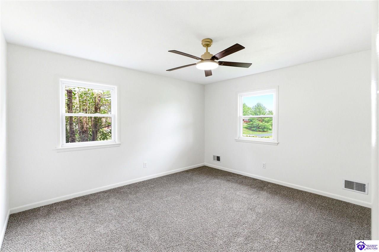 109 Fireside Drive Property Photo 27