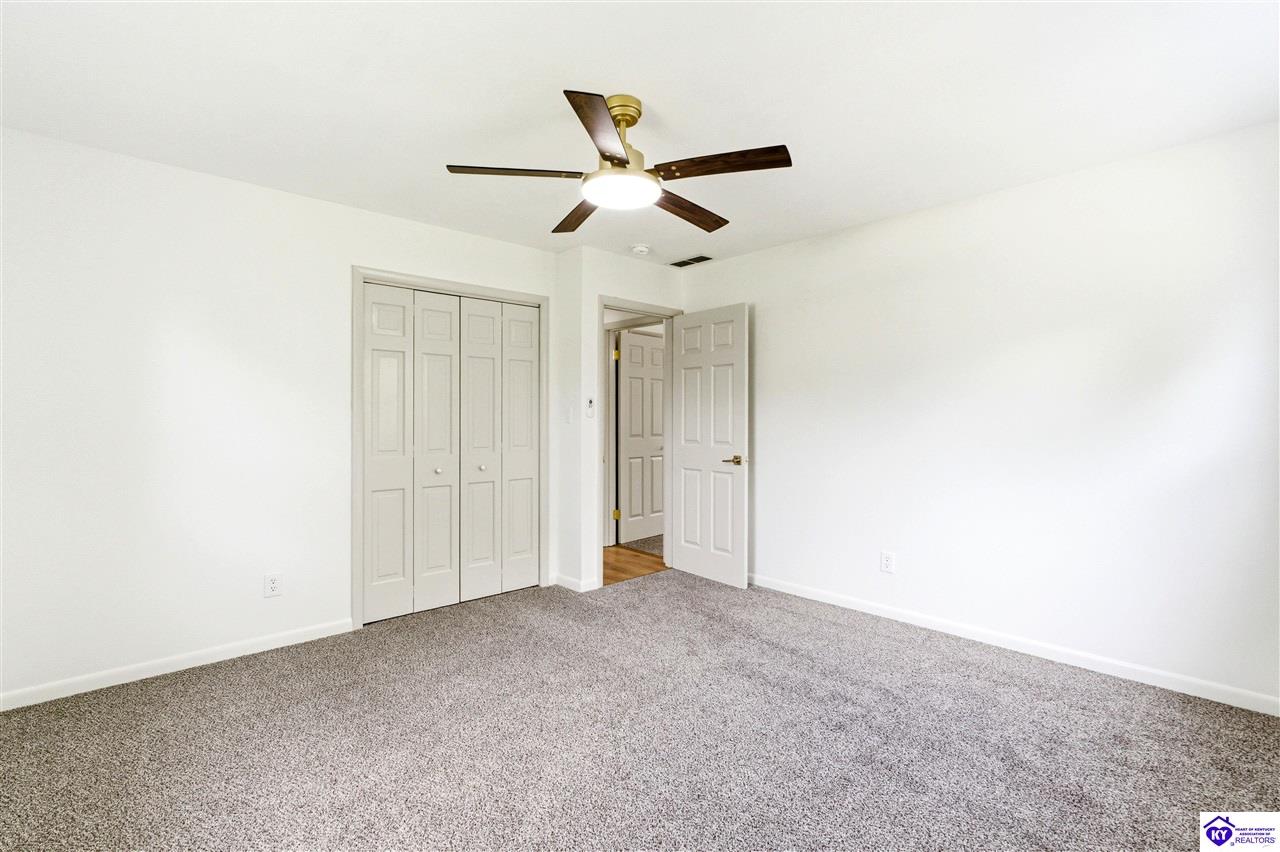 109 Fireside Drive Property Photo 28