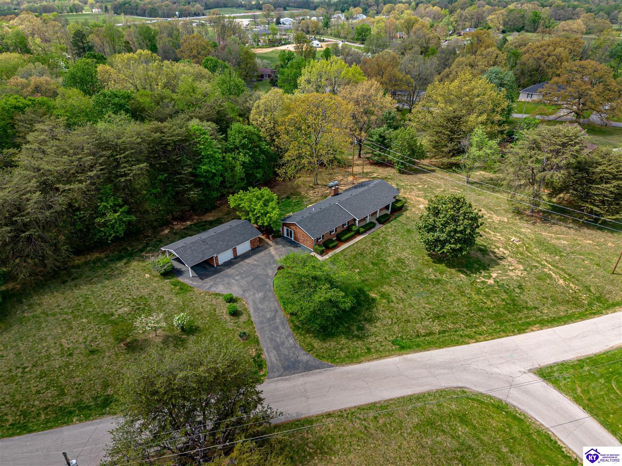 109 Fireside Drive Property Photo 37