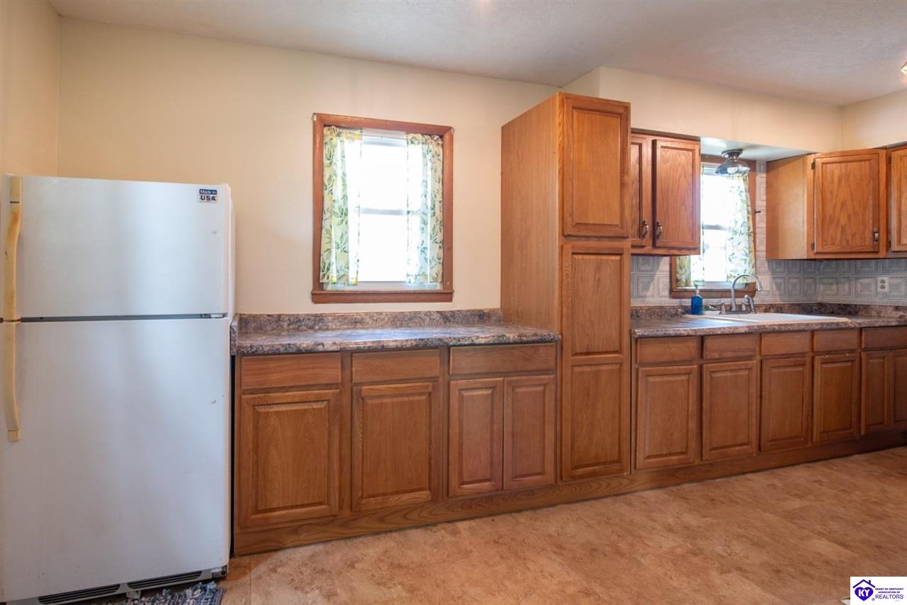 274 Knott Road Property Photo 12