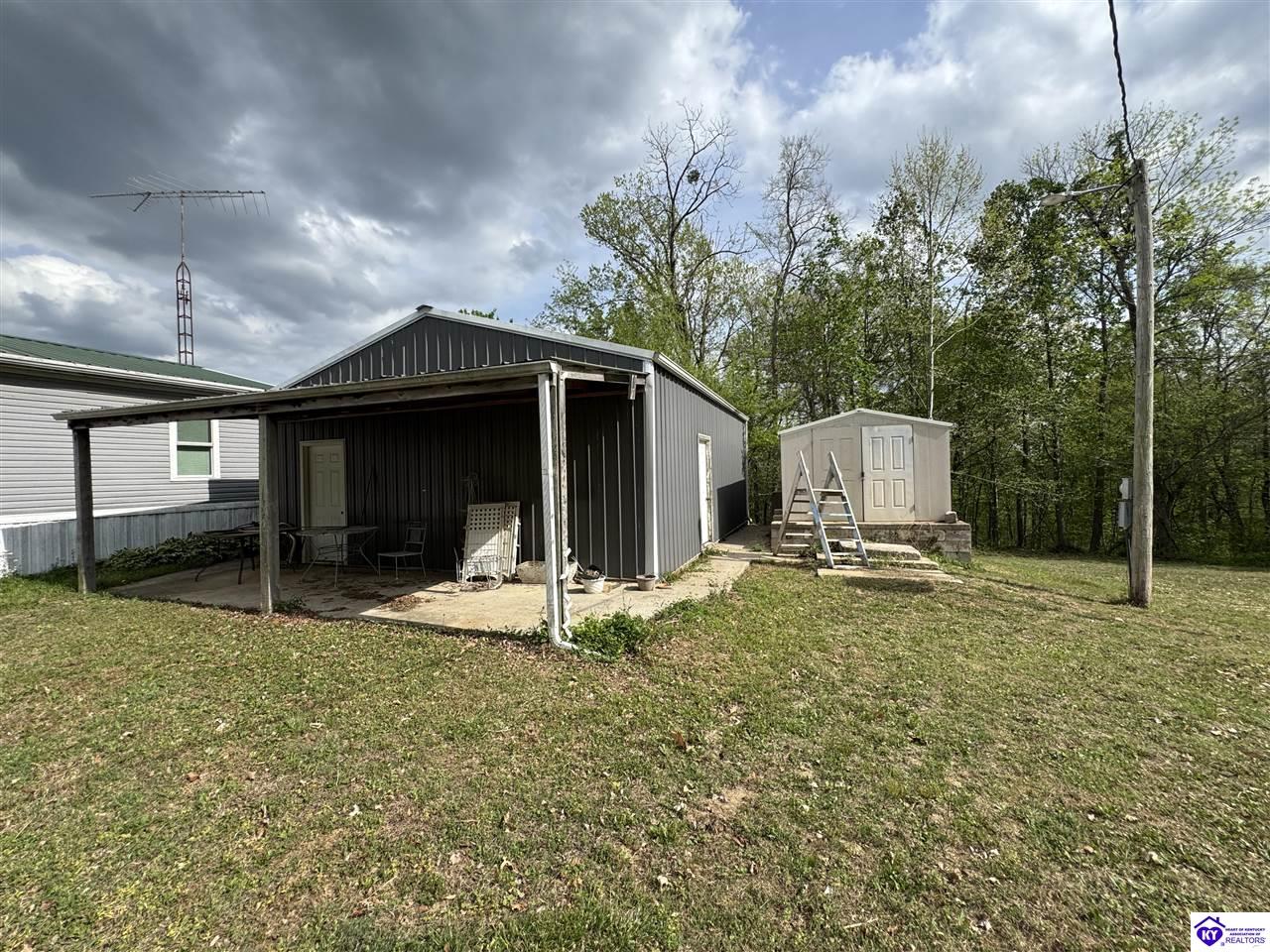 704 Harper Henderson Lane Property Photo 14