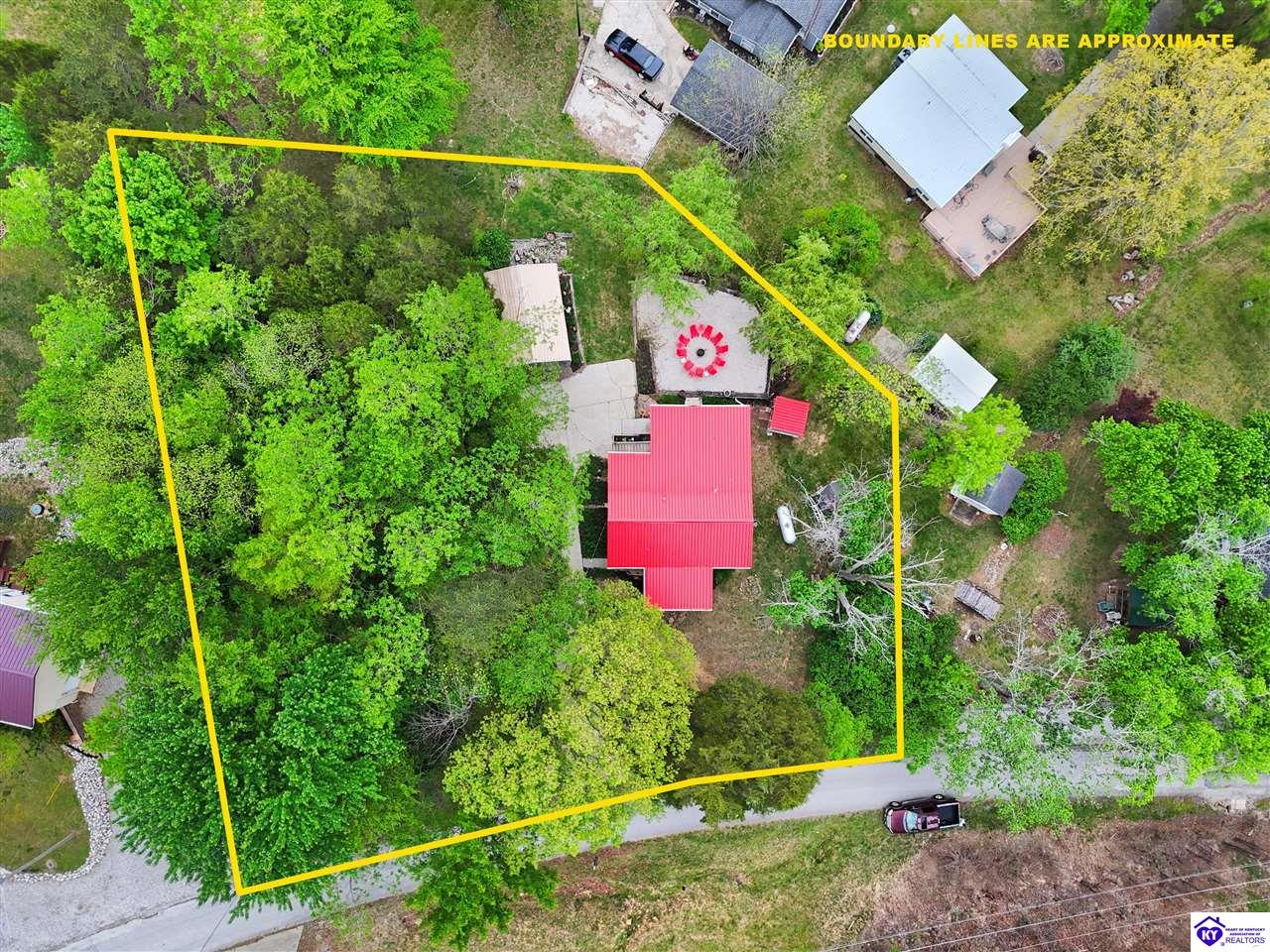 812 Ridgecrest Drive Property Photo 7