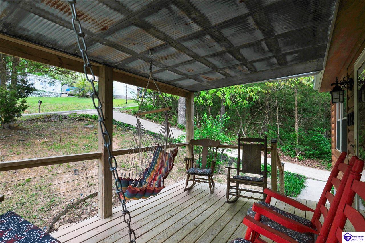812 Ridgecrest Drive Property Photo 10