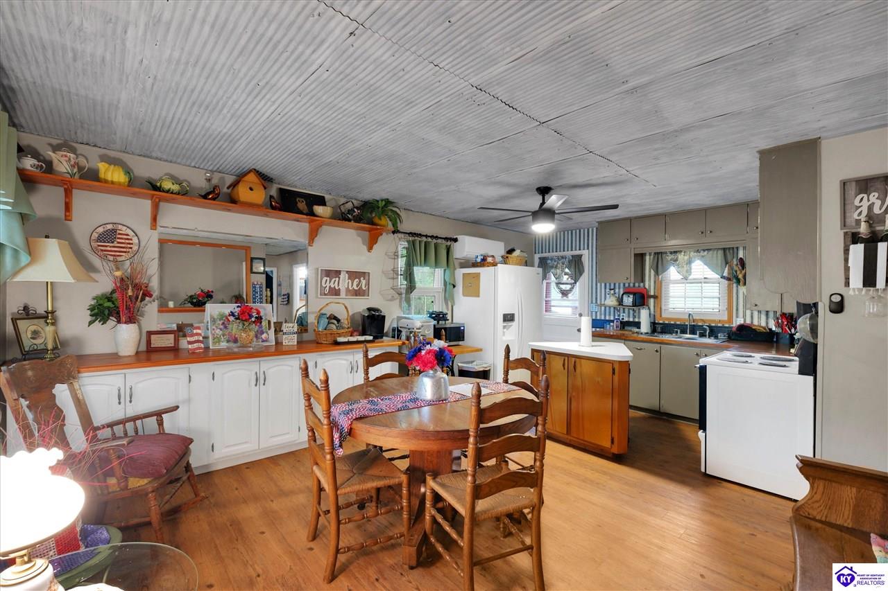 812 Ridgecrest Drive Property Photo 12