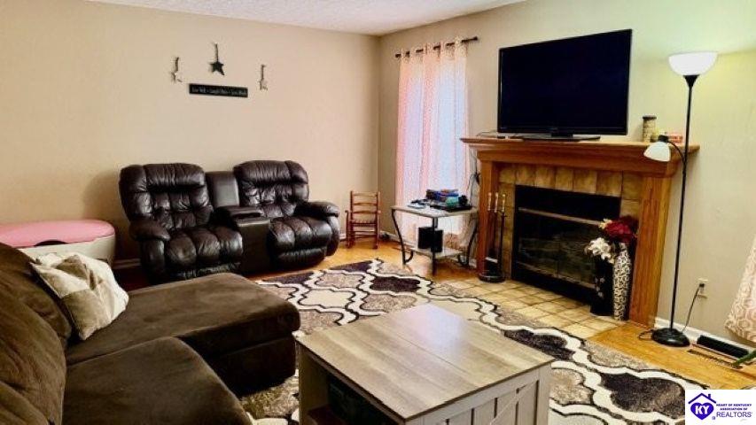 1010 Scenic Drive Property Photo 3